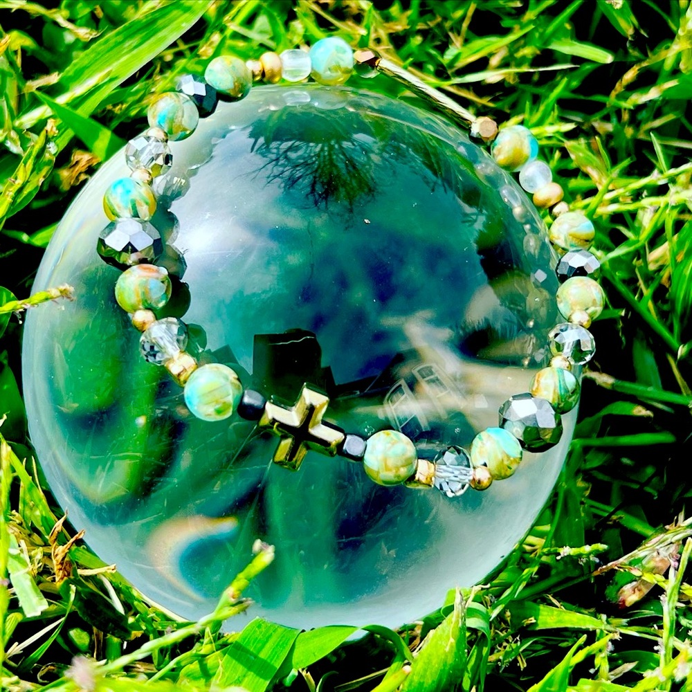 BRAVElets by Ava green and gold bracelet